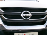 程度が悪い車が安いのは当たり前です。当店はコストを安く!薄利多売価格設定お客様が良い車両をお買い求め安くだけをこだわってます。少し年式古くても程度の良い車は沢山あります。