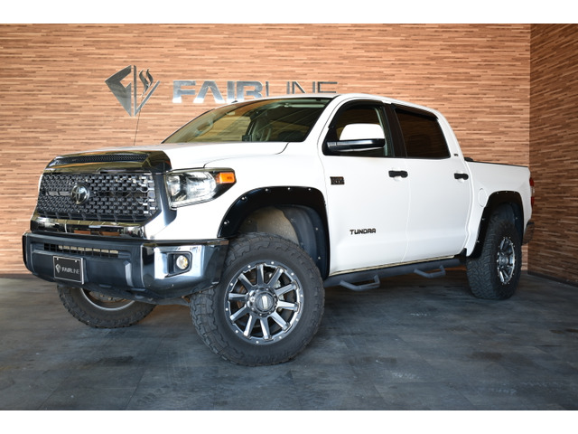 タンドラ クルーマックス SR5 5.7 V8 4WD リフトアップスタイル 新並2オーナー