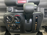 当店のクルマにアクセスいただき、ありがとうございます♪エースオートの中古車は安心がいっぱい♪♪長期保証に自動車鑑定協会の鑑定書付き!自社整備工場による徹底した整備でのお渡し!