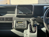 スタッフ全員、車好き&お客様思いのメンバーです!♪
