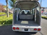 トランクも広々です。(支払総額17.8万円・圏内に限り・ルーフキャリヤ・4WD)