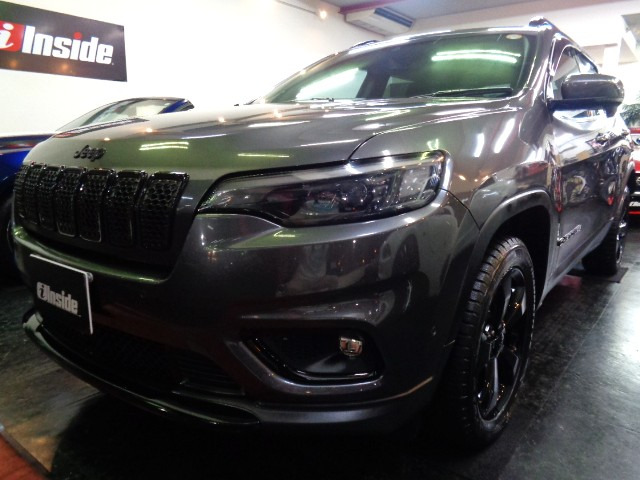 チェロキー ナイトイーグル 4WD 200台限定車グラナイトクリスタルMカラ