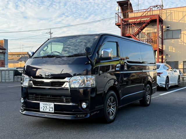 トヨタ ハイエースバン 