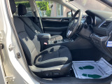 運転席 目立つような傷等ありません。