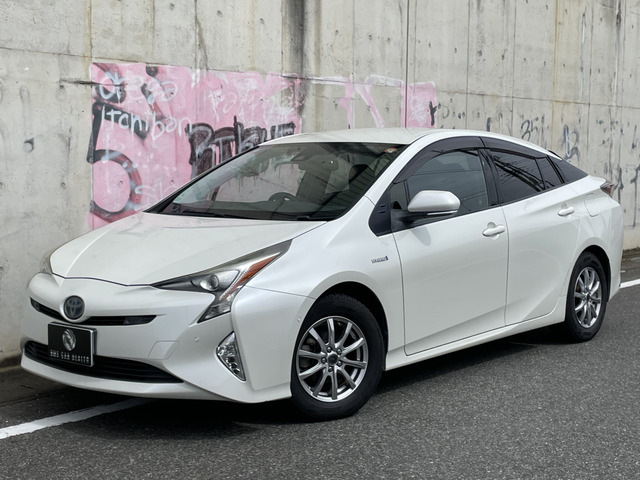 プリウス 1.8 A プレミアム ツーリングセレクション E-Four 4WD 