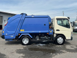 汚水タンク R3-キャンター・圧縮式塵芥車