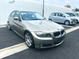BMW 3シリーズセダン 320i