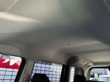 インパネAT車!サイドブレーキはフットタイプで便利!オートエアコンですのでとても簡単で快適に過ごせます!その他オプションも可能ですのでお気軽にご相談下さい!お問い合わせお待ちしています!