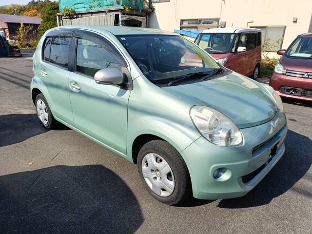 パッソ 1.0 プラスハナ 4WD 社外ナビ/修復歴なし
