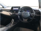 C-HR ハイブリッド 1.8 S LED パッケージ 軽減B ナビ フルセグ ETC
