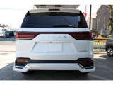 LX 600 4WD マークレビンソンサウンドシステム リアエ