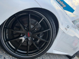 RAYS VOLKRACING19インチAW装備しております。各種カスタムも承りますので、まずはお気軽にお問合せ下さい。