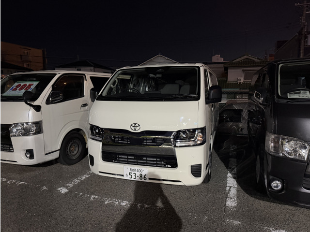 ハイエースバン
