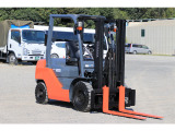 トヨタの2.5トン ディーゼルエンジンフォークリフトです!