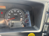 メーター:走行距離424,438kmです。年式は平成19年10月!!車検を1年付けてのお渡しになります。いすゞフォワードセルフクレーン,4段クレーンはフックイン・ラジコン付です!!栃木県栃木市ハイトレーディング