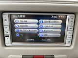 フルセグTV、ナビ、CD/DVD、Bluetoothオーディオなど多機能なデッキ付き♪