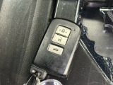 【スマートキー】 車内へのアクセス楽々、今や必須アイテムの「スマートキー」には、キー複製防止「イモビライザー」まで備わっております。