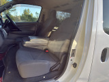 買ったばかりの愛車、ずっときれいにしていたいですよね!ご購入いただいたお車を綺麗な状態に保てるよう、コーティングなどのオプションもご用意しております。詳しくは店舗までお問い合わせください♪