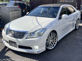 ガラスコーティングも施工可能です。費用は20.000円から承っております。※車種により価格が変わる場合がございます。その他オプションも取り揃えておりますので、商談担当にお申し付けください。