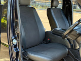 運転席も同様。これは見に来て一回座っちゃったらもう、そのまま連れて帰りたくなりますよ。ちなみにMOTOMACHI花この掲載車は見に来た日に乗って帰れますからね!