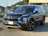 アウトランダーPHEV 2.0 M 4WD 純正ナビ フルセグ 全周囲カメラ
