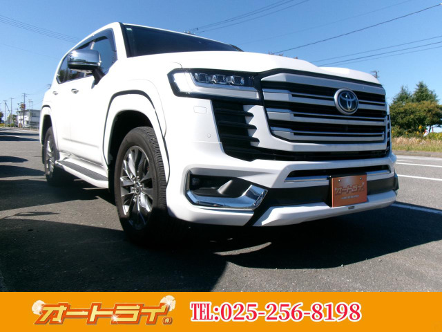 トヨタ ランドクルーザー300 