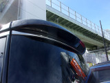 純正ルーフスポイラー。