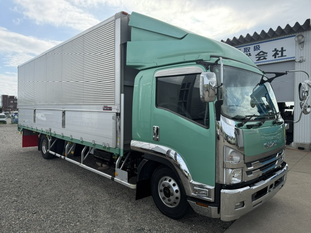 フォワード ウィング 一時抹消 荷室長7200 エアサス