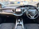 ジェイド 1.5 ハイブリッドX ワンオーナー/禁煙車/純正ナビ/ETC