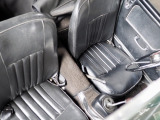 カーペットも当時ものが残る個体