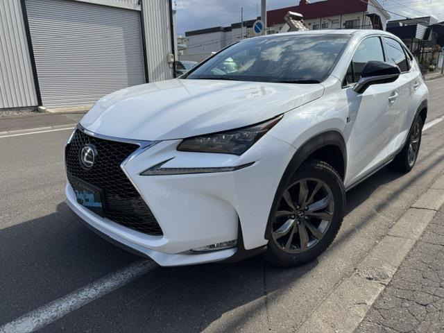 NX 300h Fスポーツ 4WD サンルーフ エンジンスターター Bカメラ