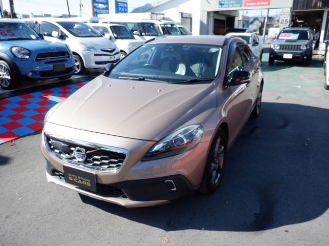 V40クロスカントリー T5 4WD 純正ナビTV バックモニター