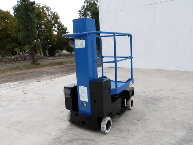 アイチ 高所作業車 3.8M