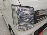 【雨の日も大丈夫】 雨の日や夜に中古車は選びにくいですよね。でも当店なら安心。電話予約を頂ければ明るい屋根下へ移動しておきます。じっくりご覧いただけますヨ(^^)v