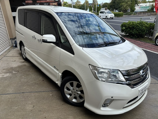 セレナ 2.0 ハイウェイスター S-HYBRID 純正ナビ アルパインフリップダウンモニタ
