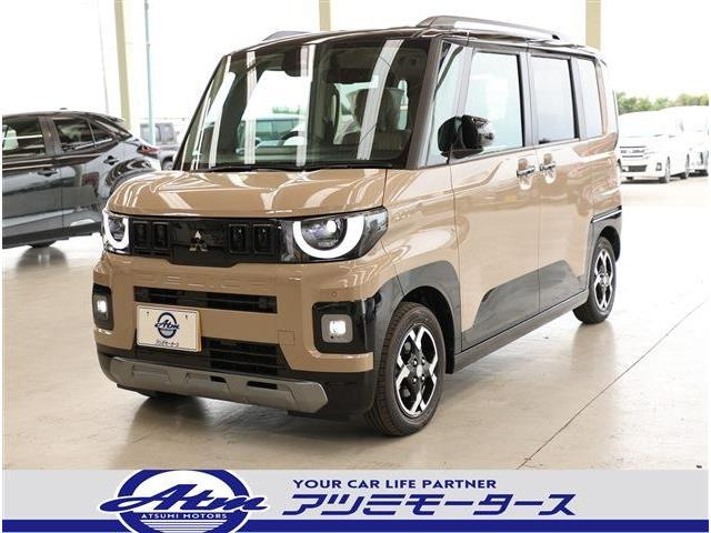 デリカミニ T プレミアム 届出済未使用車 2トーン ルーフレール付