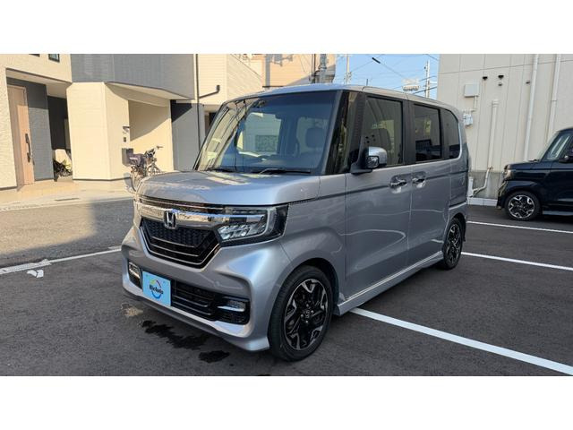 N-BOXカスタム  G・EXターボホンダセンシング ターボ、ETC、ナビ、バックカメラ、禁煙車
