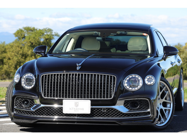フライングスパー 6.0 W12 スピード 4WD 635ps/MANSORY/4000km