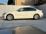 3シリーズセダン 320d モダン 車検付き