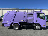 エルフ 塵芥車 2.75t積み巻込み式パッカー車