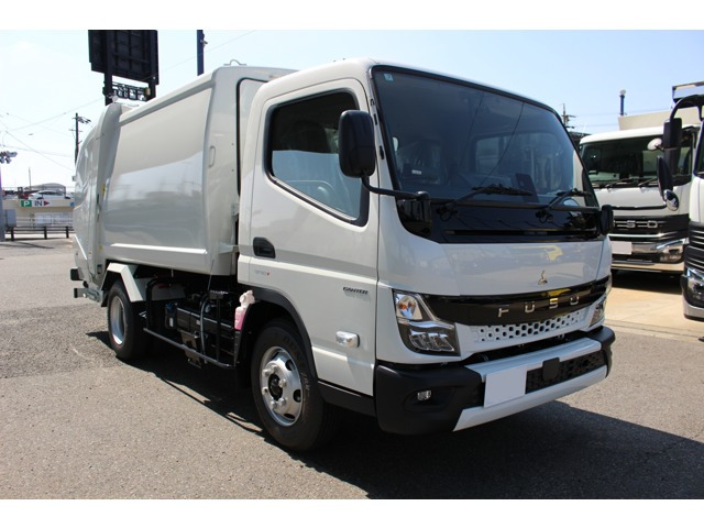 キャンター  極東製塵芥車 6.9立米 バックカメラ
