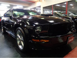 マスタングGTV8プレミアムSHELBYGT500仕様フルエアロ&4.6V8VVTエンジンBLUEFLAMEマフラー&黒革シートナビTVクルーズC他装備充実車が入庫しました