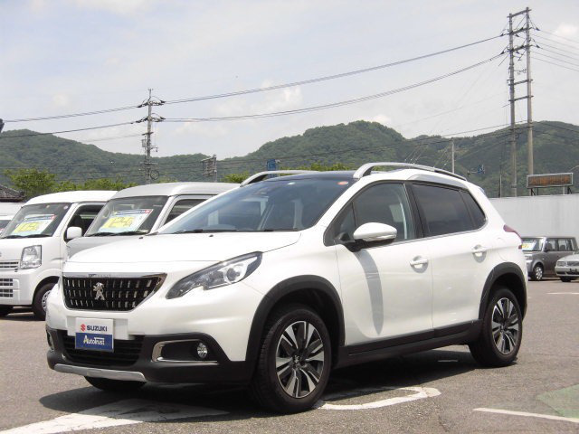 中古車 プジョー 08 アリュール の中古車詳細 1 000km パールホワイト 広島県 229 8万円 中古車情報 中古車検索なら 車選びドットコム 車選び Com