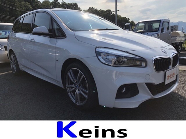 中古車 Bmw 220iグランツアラー Mスポーツ 19 000km ホワイト 長野県 268万円 中古車情報 中古車検索なら 車選びドットコム 車選び Com