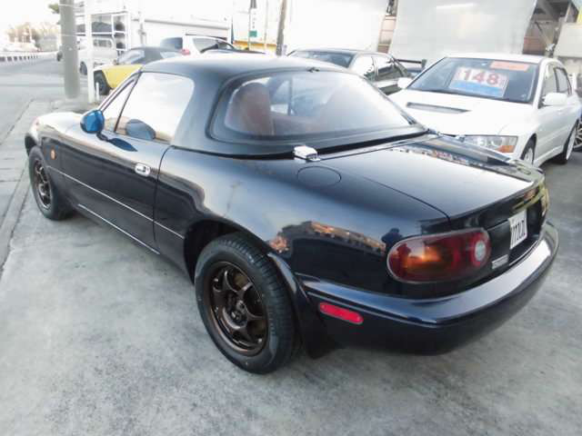 中古車 マツダ ロードスター 1 8 Rsリミテッド 限定車 の中古車詳細 86 000km ダークブルー 埼玉県 198万円 中古 車情報 中古車検索なら 車選びドットコム 車選び Com