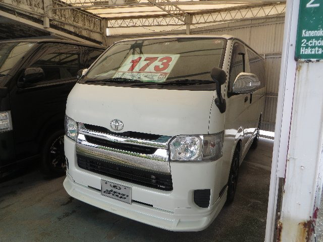 中古車 トヨタ ハイエースバン 3 0 Dx ロング ディーゼル の中古車詳細 102 000km ホワイト 福岡県 173万円 中古 車情報 中古車検索なら 車選びドットコム 車選び Com