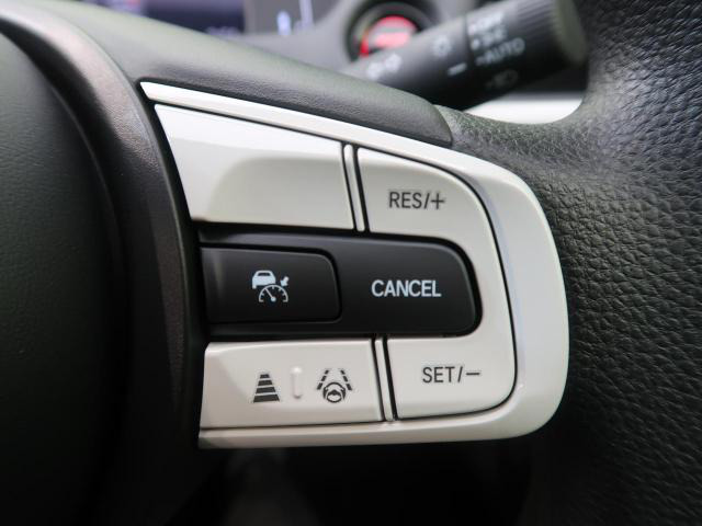 中古車情報 ホンダ フィット 1 5 E Hev ベーシック ワンオーナー 修復歴無し 走行距離 110km カラー クリスタルブラック パール 販売地域 栃木県小山市 中古車を探すなら Carme カーミー 中古車