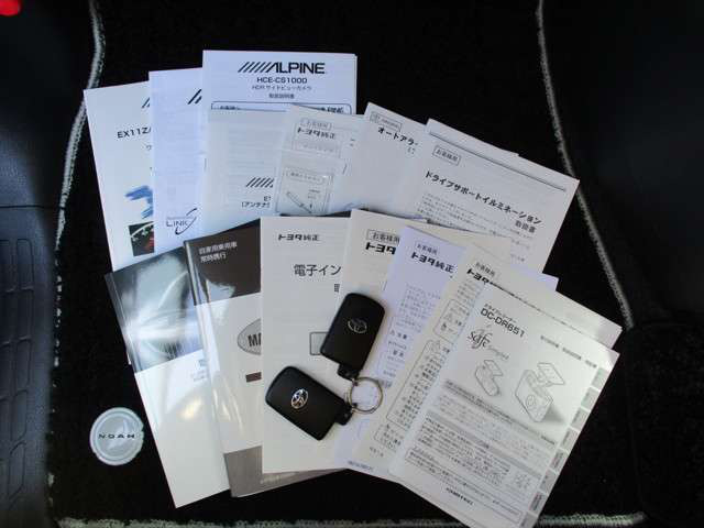 中古車 トヨタ ノア 1 8 ハイブリッド Si 18 000km ブラック 愛知県 2万円 中古車情報 中古車検索なら 車選びドットコム