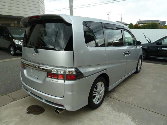 中古車 ホンダ ステップワゴン 2 0 スパーダ S Zパッケージ 4wd の中古車詳細 69 000km シルバー 長野県 86万円 中古車情報 中古車検索なら 車選びドットコム 車選び Com
