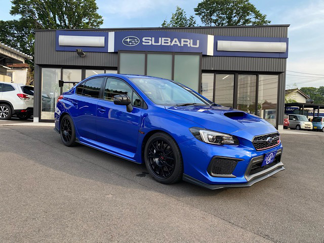 中古車 スバル Wrx Sti 2 0 タイプ Ra R 4wd の中古車詳細 3 000km ブルー 福井県 695万円 中古車情報 中古車検索なら 車選びドットコム 車選び Com